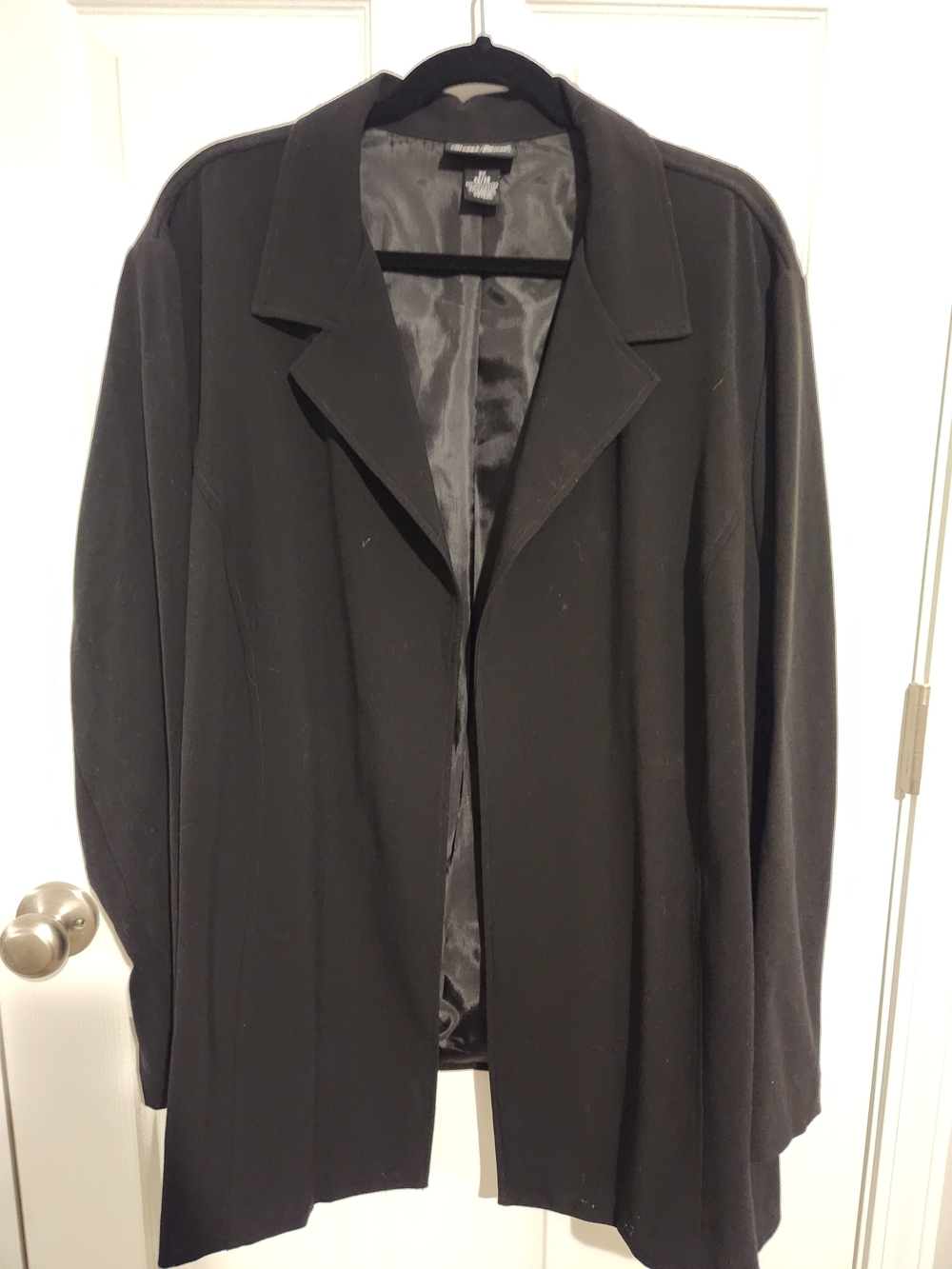 Maggie Barnes Black Open-Front Trench Coat